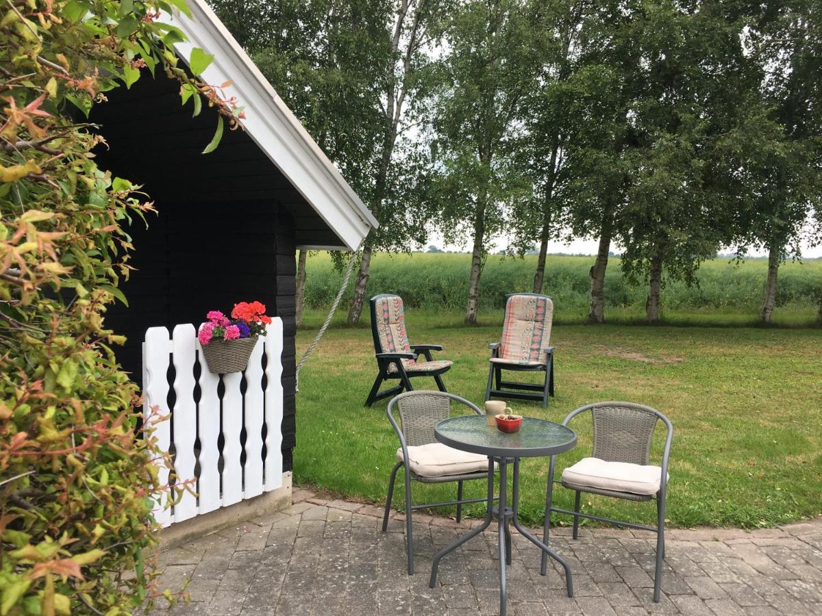 Stunning Romantic Cabin Close To Baltic See Idestrup Εξωτερικό φωτογραφία