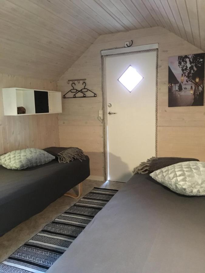 Stunning Romantic Cabin Close To Baltic See Idestrup Εξωτερικό φωτογραφία